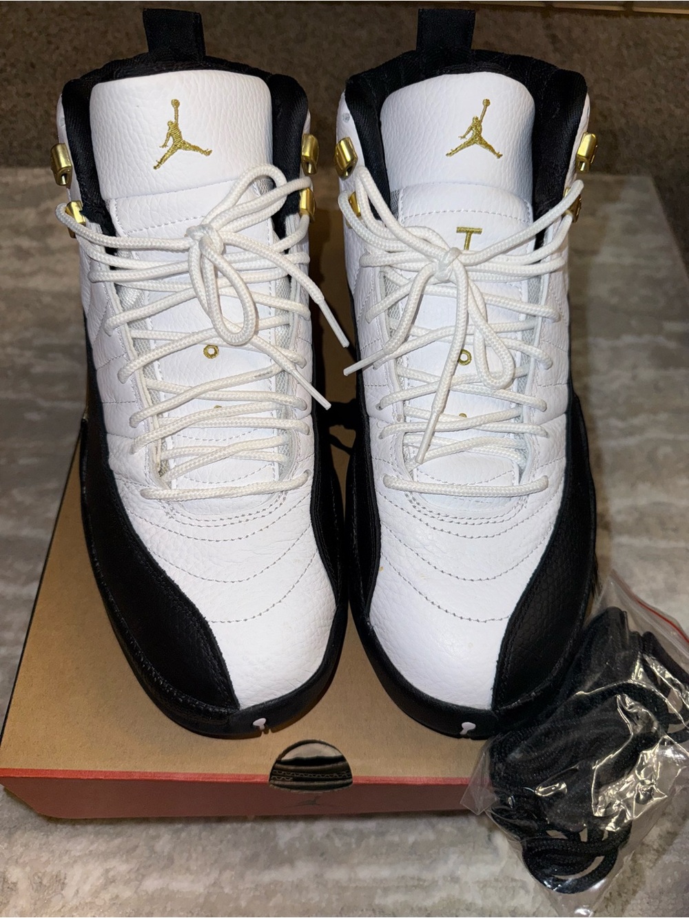 Nike Air Jordan 12 Retro Men’s Size 10